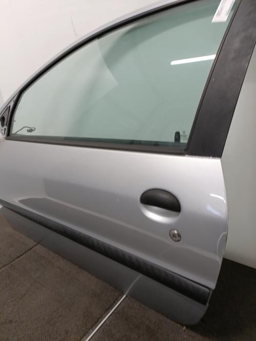 Image Porte avant gauche - PEUGEOT 206