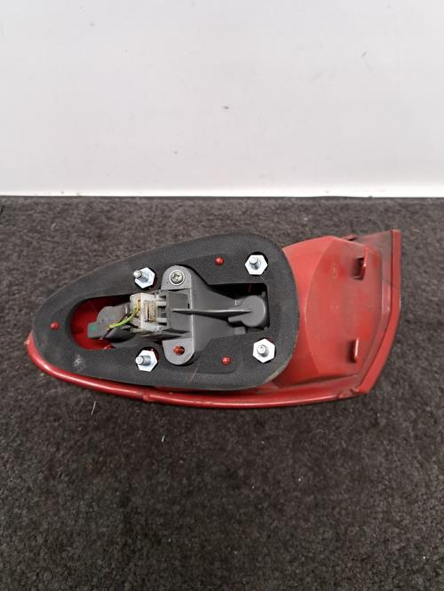 Image Feu arriere principal gauche (feux) - ALFA ROMEO 147