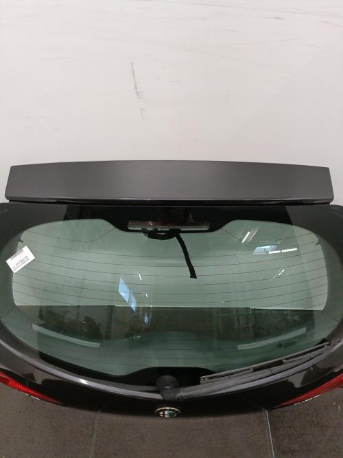 Image Malle/Hayon arriere - ALFA ROMEO 147