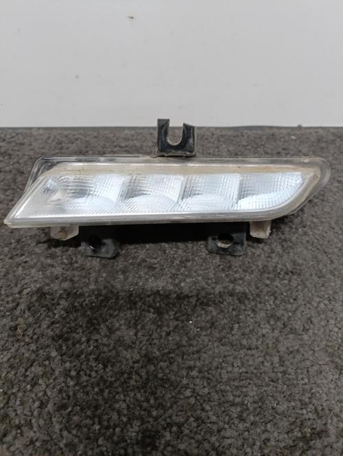 Image Feu diurne avant gauche - RENAULT CLIO 4