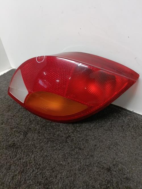 Image Feu arriere principal droit (feux) - FORD KA 1