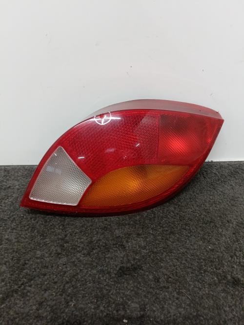 Image Feu arriere principal droit (feux) - FORD KA 1