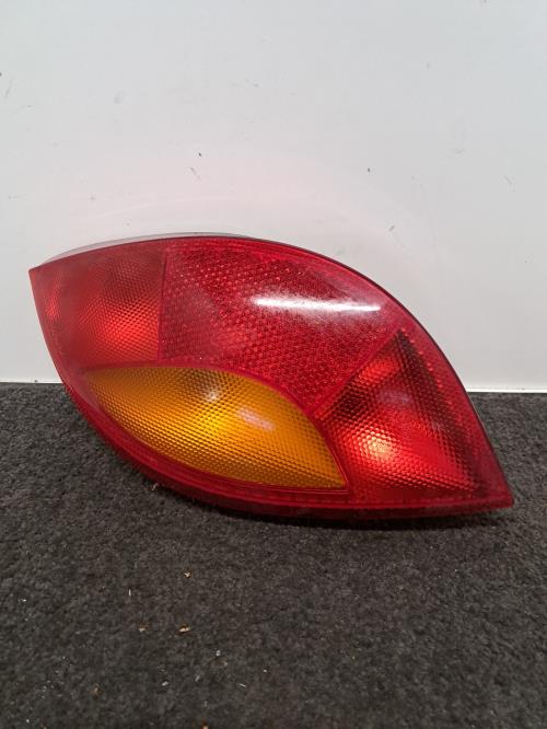 Image Feu arriere principal gauche (feux) - FORD KA 1