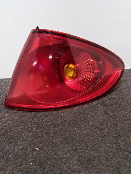 Image Feu arriere principal droit (feux) - SEAT TOLEDO 3