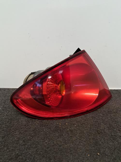 Image Feu arriere principal gauche (feux) - SEAT TOLEDO 3