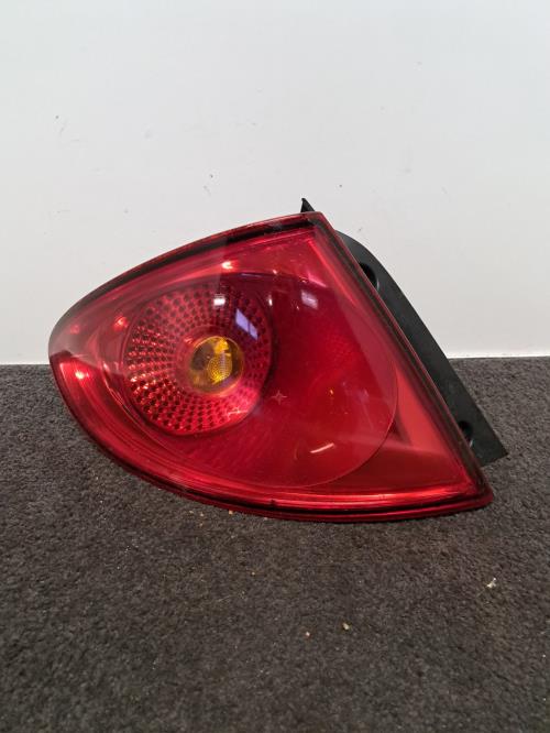 Image Feu arriere principal gauche (feux) - SEAT TOLEDO 3