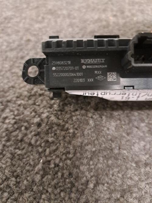 Image Bouton/Interrupteur - RENAULT ARKANA