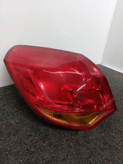 Image Feu arriere principal gauche (feux) - OPEL ASTRA J