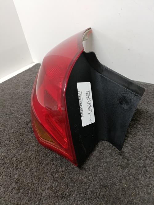 Image Feu arriere principal gauche (feux) - OPEL ASTRA J