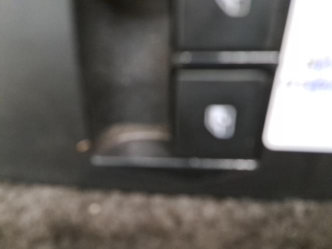 Image Interrupteur de leve vitre avant gauche - OPEL ASTRA J