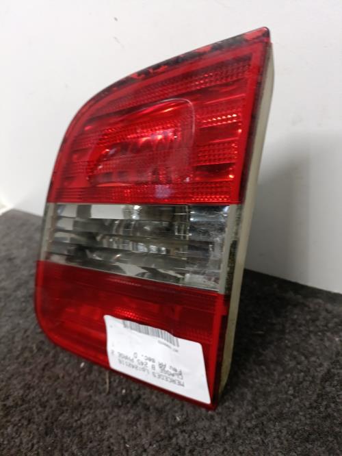 Image Feu arriere secondaire droit (feux) - MERCEDES CLASSE B 245