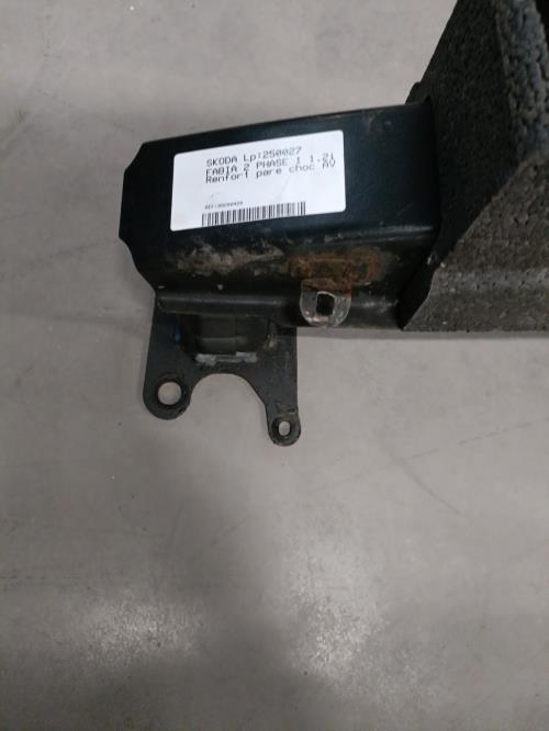 Image Renfort pare choc avant (traverse) - SKODA FABIA 2