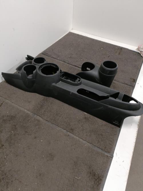 Image Console central (interieur plastique) - MINI MINI 3 F55