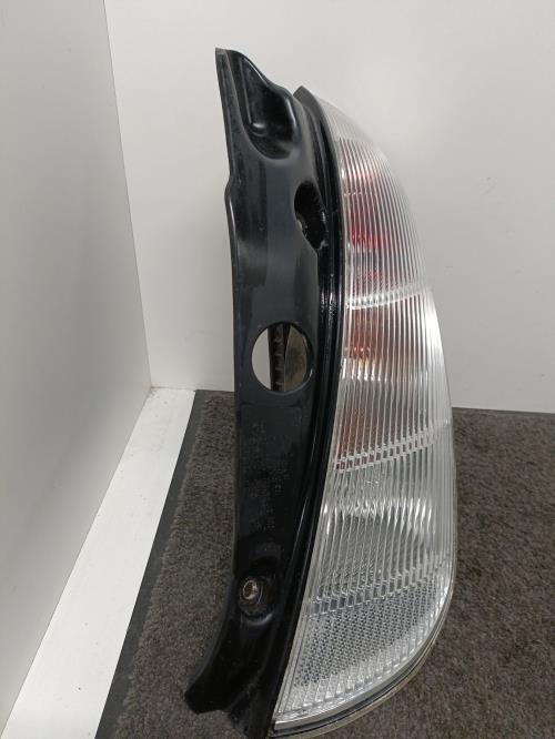 Image Feu arriere principal droit (feux) - LANCIA YPSILON 4