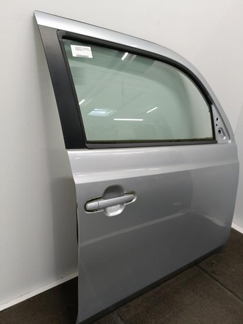 Image Porte avant droit - DAIHATSU MATERIA