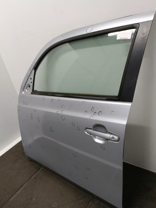 Image Porte avant gauche - DAIHATSU MATERIA