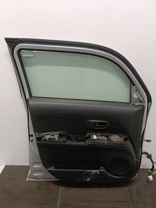 Image Porte avant gauche - DAIHATSU MATERIA