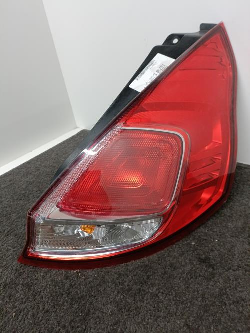Image Feu arriere principal droit (feux) - FORD FIESTA 6