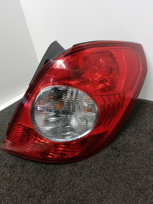 Image Feu arriere principal droit (feux) - OPEL ANTARA