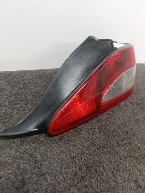 Image Feu arriere principal droit (feux) - PEUGEOT 406