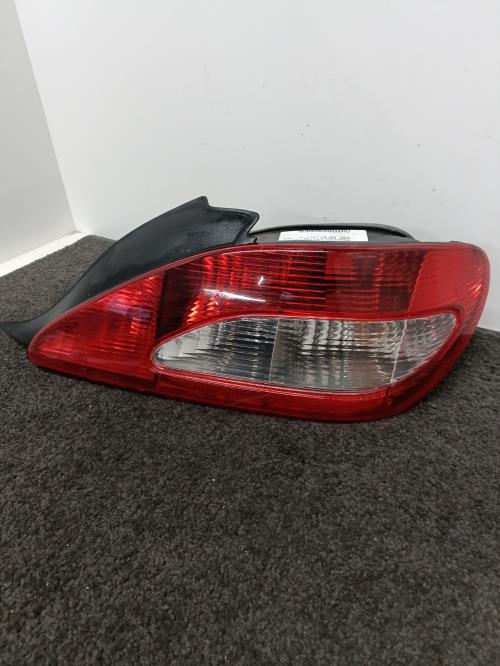 Image Feu arriere principal droit (feux) - PEUGEOT 406