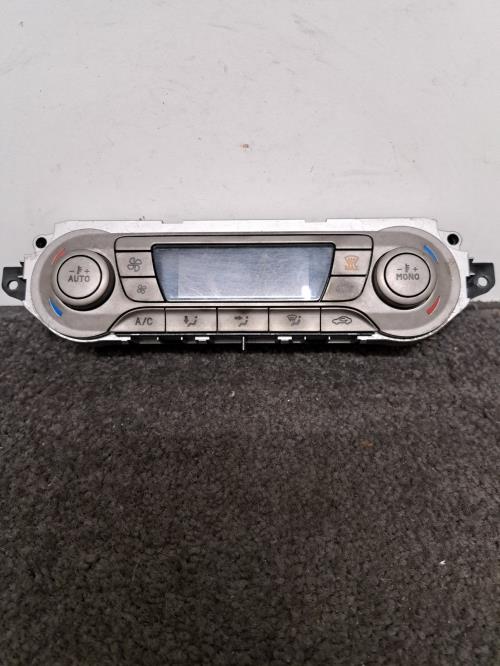 Image Commande chauffage - FORD KUGA 1