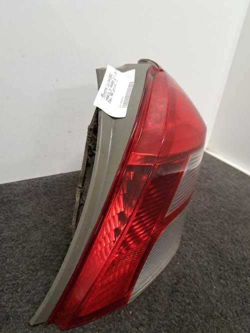 Image Feu arriere principal droit (feux) - TOYOTA YARIS 2