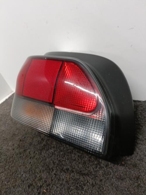 Image Feu arriere principal gauche (feux) - RENAULT CLIO 1