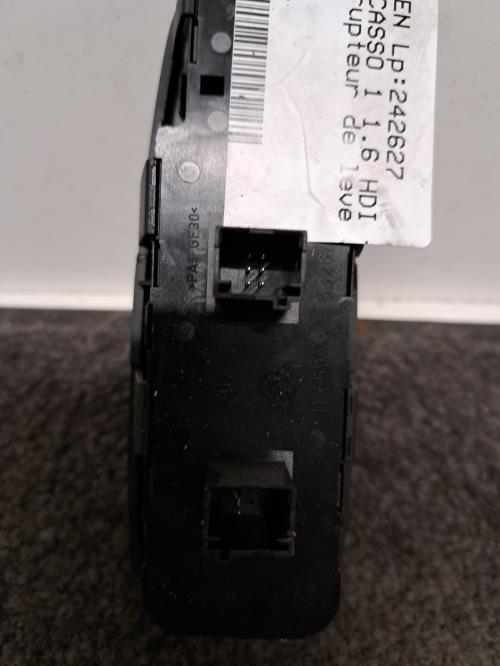 Image Interrupteur de leve vitre avant gauche - CITROEN C4 PICASSO 1