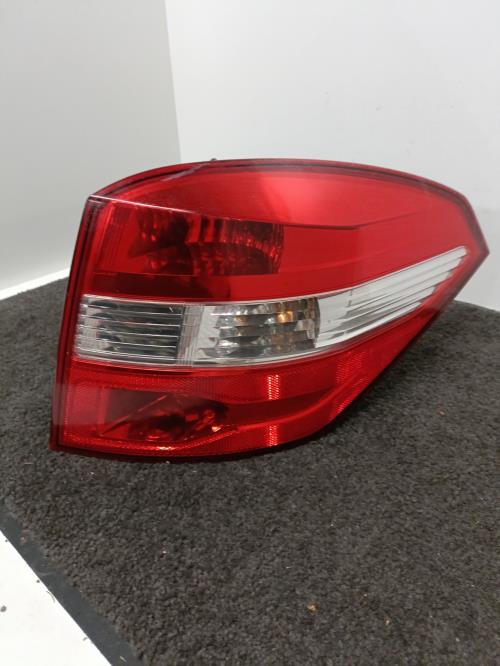 Image Feu arriere principal droit (feux) - RENAULT LAGUNA 3