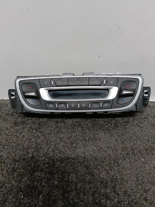Image Commande chauffage - RENAULT GRAND SCENIC 3