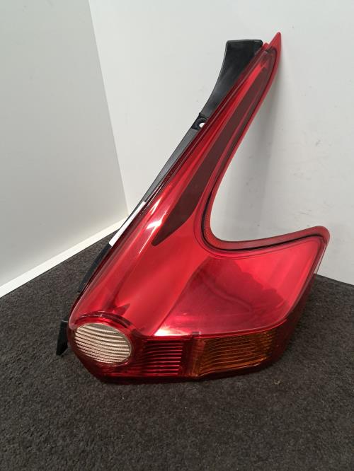Image Feu arriere principal droit (feux) - NISSAN JUKE 1