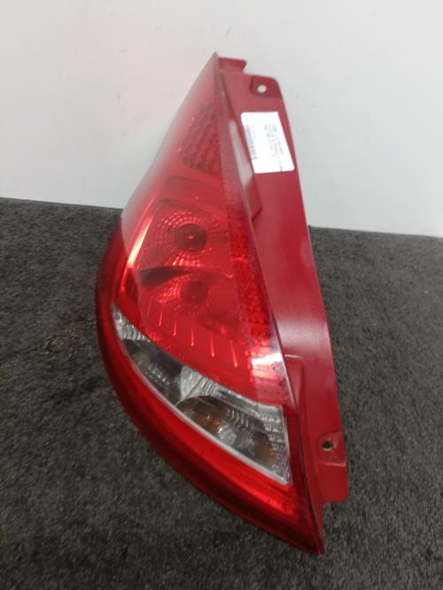 Image Feu arriere principal gauche (feux) - FORD FIESTA 6
