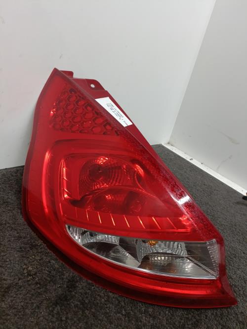 Image Feu arriere principal gauche (feux) - FORD FIESTA 6