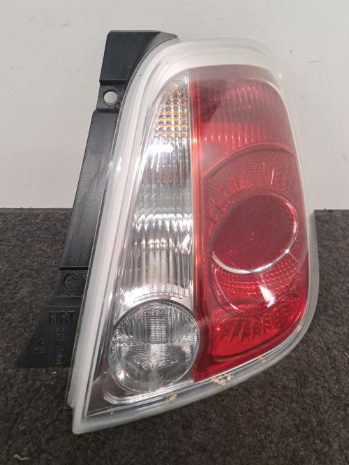 Image Feu arriere principal droit (feux) - FIAT 500 2