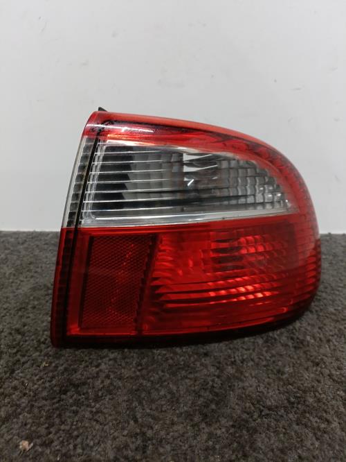 Image Feu arriere principal droit (feux) - SEAT TOLEDO 2