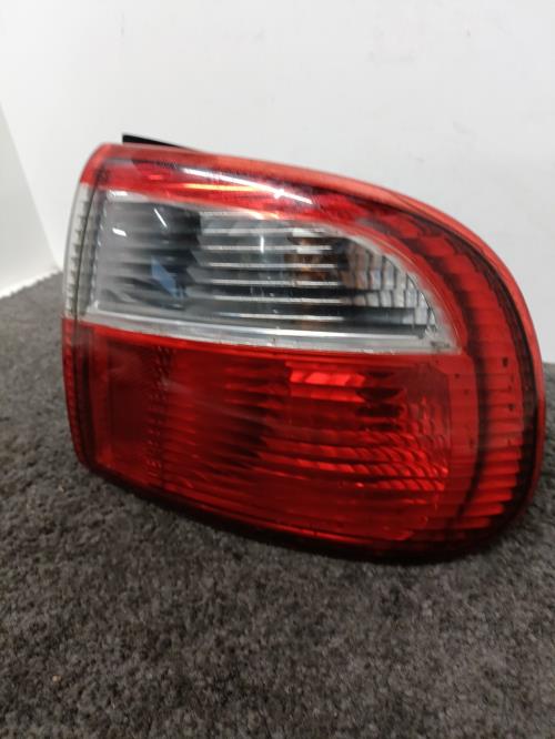 Image Feu arriere principal droit (feux) - SEAT TOLEDO 2