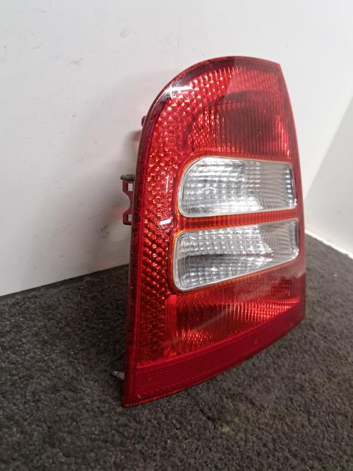 Image Feu arriere principal droit (feux) - SKODA OCTAVIA 1