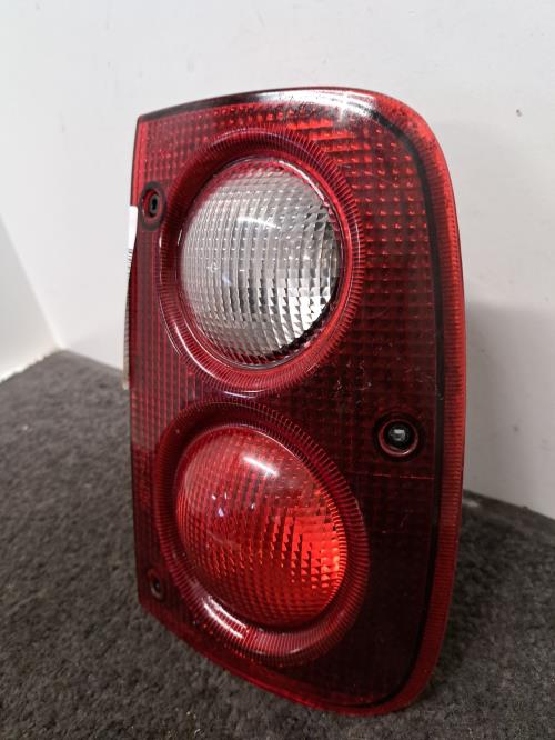 Image Feu arriere principal droit (feux) - LAND ROVER FREELANDER 1