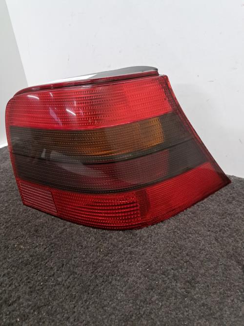 Image Feu arriere principal droit (feux) - VOLKSWAGEN GOLF 4