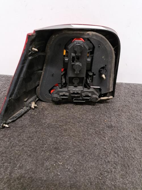 Image Feu arriere principal droit (feux) - VOLKSWAGEN GOLF 4