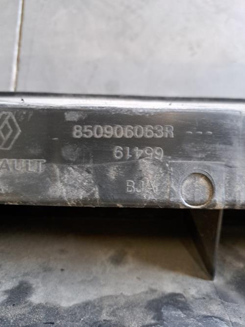 Image Renfort pare choc arriere (traverse) - RENAULT CLIO 5