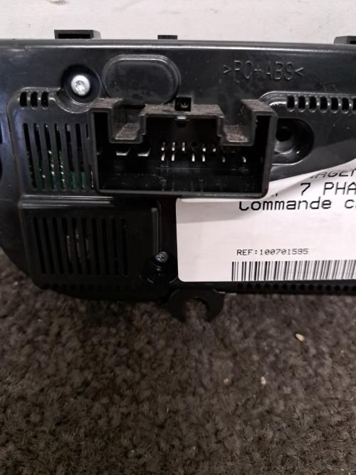 Image Commande chauffage - VOLKSWAGEN GOLF 7