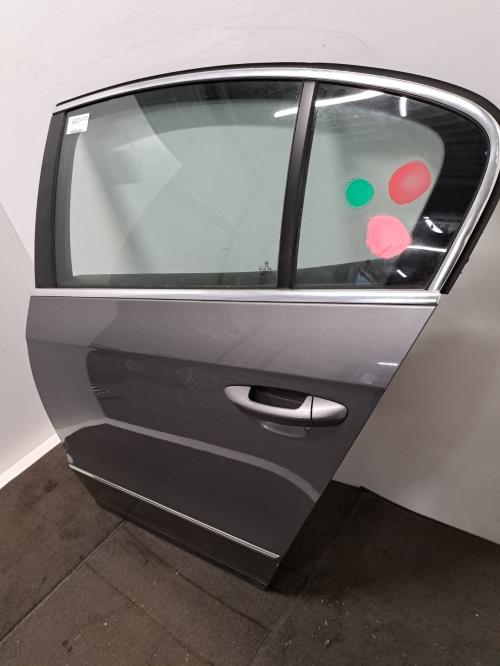 Image Porte arriere gauche - VOLKSWAGEN PASSAT 5