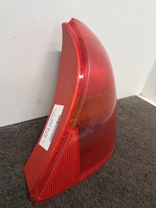 Image Feu arriere principal droit (feux) - RENAULT CLIO 2