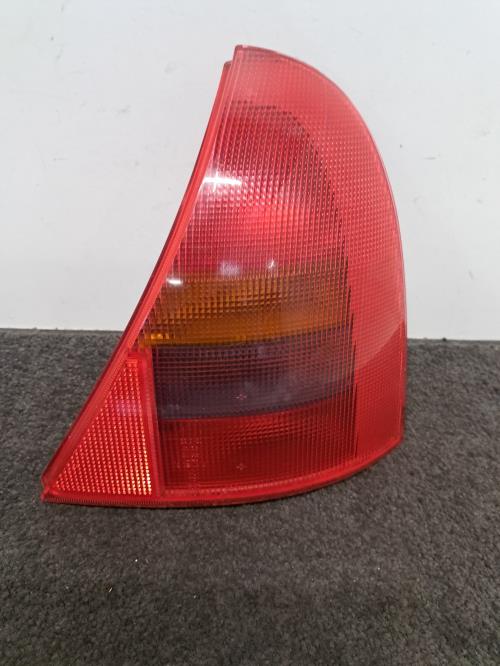 Image Feu arriere principal droit (feux) - RENAULT CLIO 2