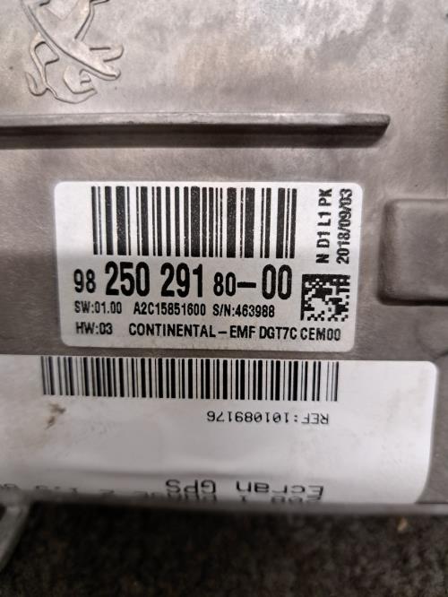 Image Ecran GPS - PEUGEOT 208 1