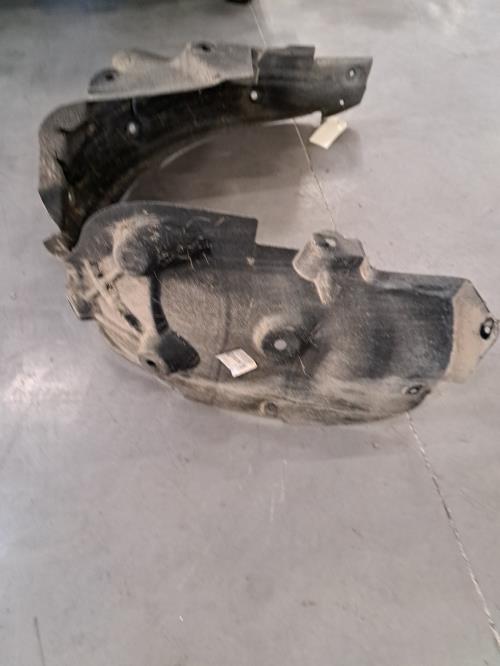Image Pare boue arriere gauche - RENAULT MEGANE 5