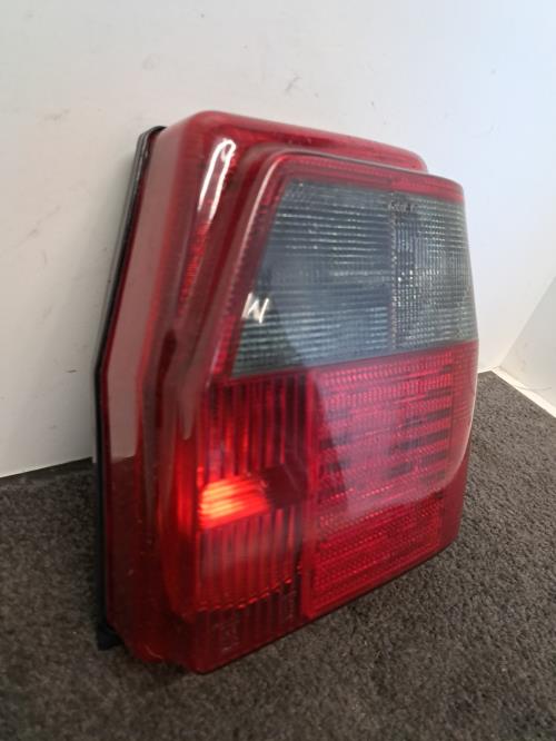 Image Feu arriere principal droit (feux) - FIAT UNO