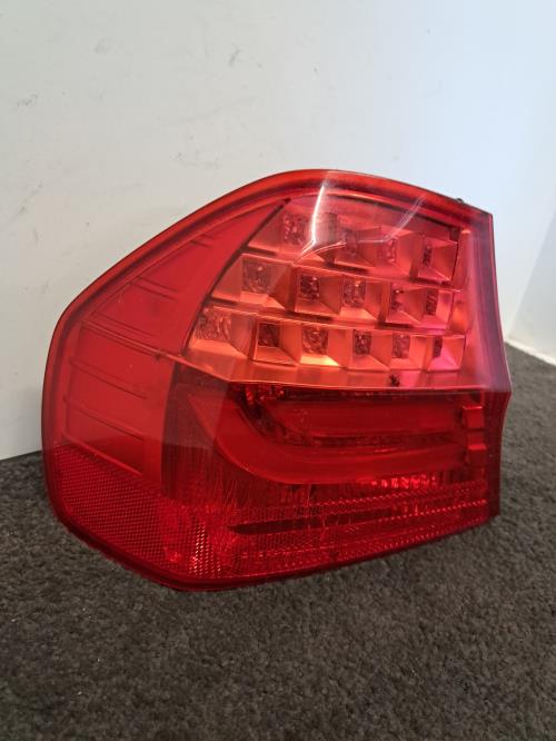 Image Feu arriere principal gauche (feux) - BMW SERIE 3 E90